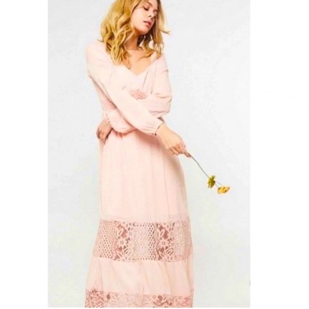 Promesa Sweetheart Long Sleeve Blush Pink Lace Maxi Dress SM Cottage Boho